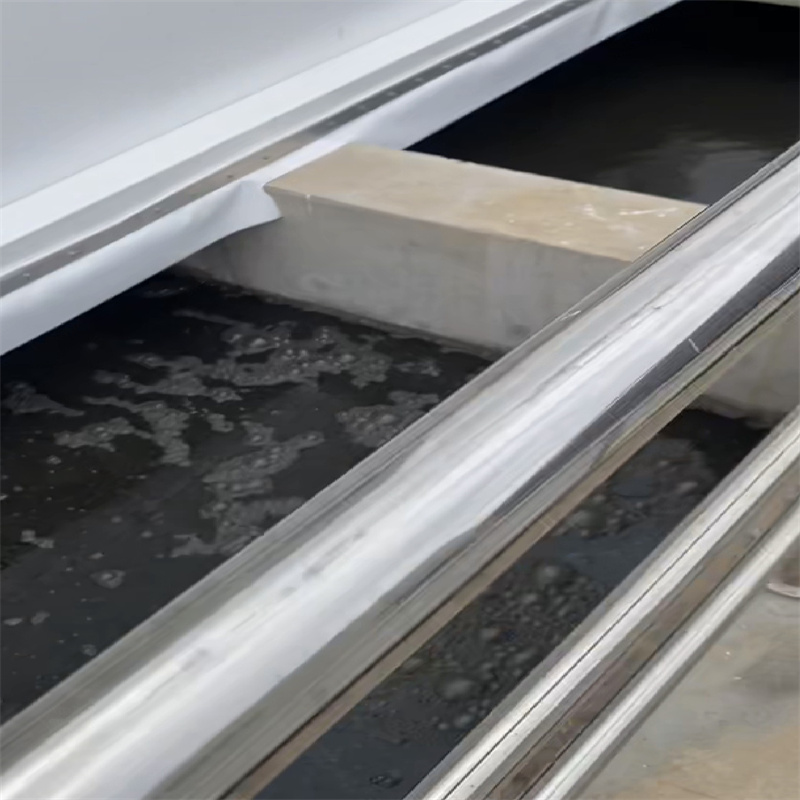 bakirə HDPE və təkrar emal olunmuş HDPE